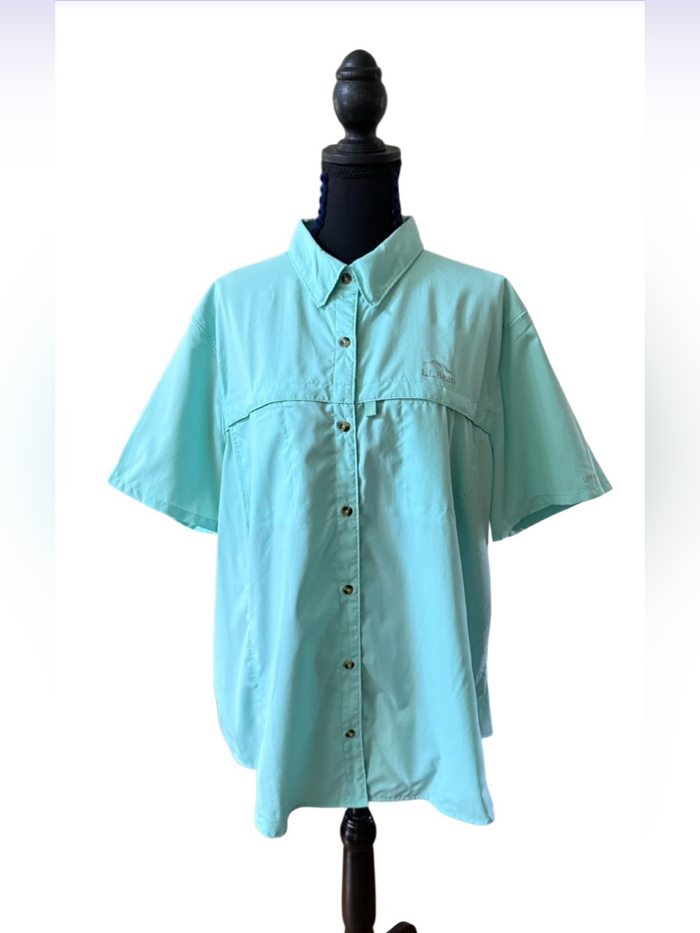 L.L. Bean Women's Mint Green Short-Sleeve Button-Down Shirt